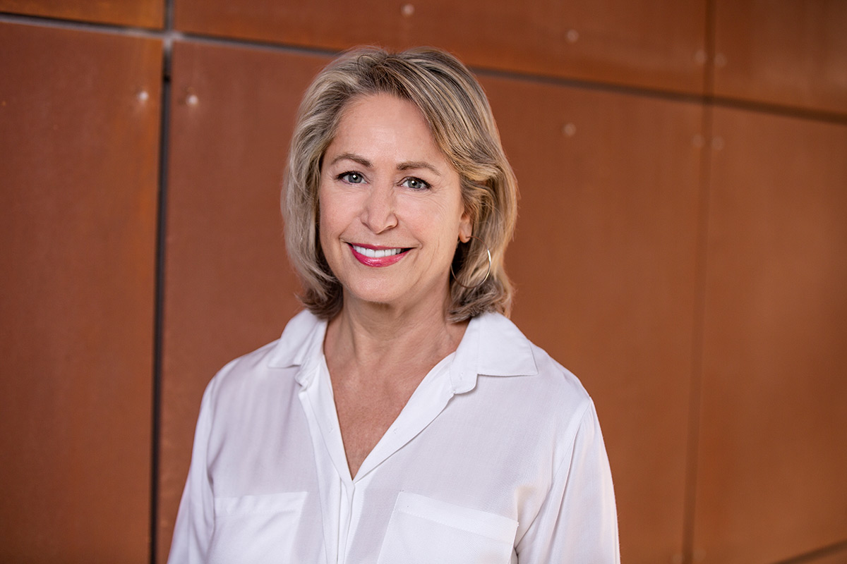 Nancy Erdmann DW Team Member
